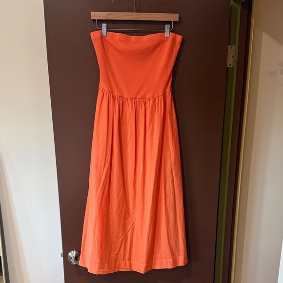 Sundry Dresses & Skirts - NWOT SUNDRY Orange Strapless Sundress